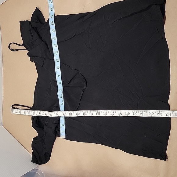 Old Navy, Size M, Off-Shoulder with Spaghetti Strap Top, Black. EUC! - Picture 7 of 9